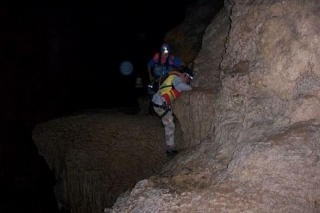  Die Dunkelheit der Höhlen 